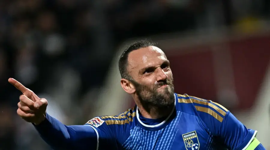 Sramne scene u Prištini: Napadač Kosova slavio UČK, a onda je ceo stadion počeo da skandira