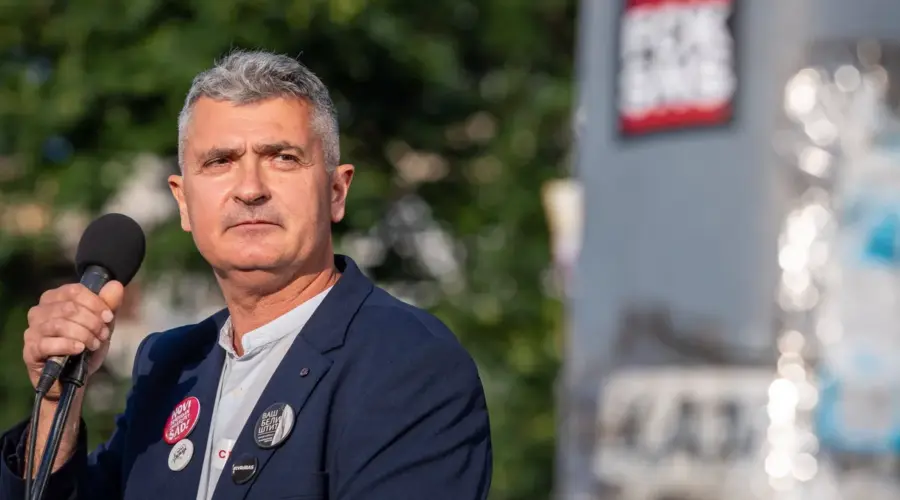 Srdanović: Siguran sam u pobedu, spremni smo da nenasilno odbranimo svaki glas