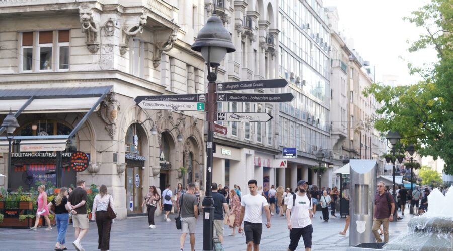 Stiže vremenski preokret i nikad luđi finiš leta. Meteorolozi upalili alarme za Srbiju, evo kakav nas obrt čeka iz dana u dan!