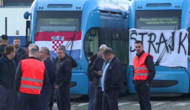 Štrajk zaposlenih u komunalnim preduzećima u Zagrebu – na ulice izašla dva tramvaja i jedan autobus