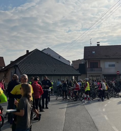 Studenti biciklisti krenuli iz Lazarevca ka Aranđelovcu: Završnica ture „Čuvari Ustava“ u Kragujevcu