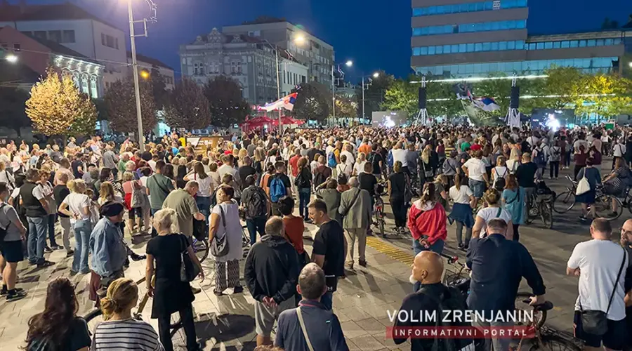 Studenti biciklisti stigli u Zrenjanin: „Ovo je stvarno spektakularno, mnogo više ljudi je došlo nego što smo očekivali“ Studenti pobeđuju