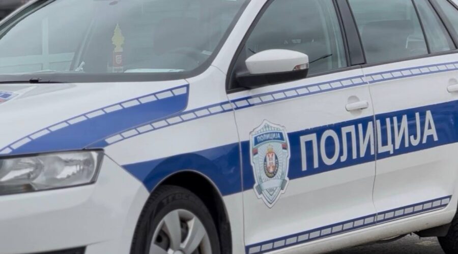 Studenti u blokadi iz Niša tvrde da policija poziva studente pred sutrašnje okupljanje