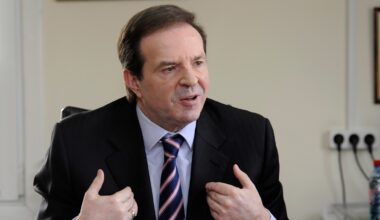 Sumnja u ispravnost potpisa: RIK zatražio proveru overe potpisa za izbornu listu Bogoljuba Karića