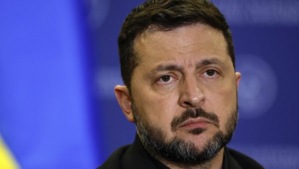 ЗЕЛЕНСКИ ОПЕТ ПРИВУКАО ПАЖЊУ: Сви коментаришу како се обукао за ГО УН у Њујорку (ФОТО) ЗЕЛЕНСКИ ОПЕТ ПРИВУКАО ПАЖЊУ: Сви коментаришу како се обукао за ГО УН у Њујорку (ФОТО)