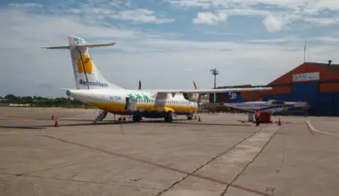 Teretni avion u Majamiju izleteo sa piste nakon sletanja, poginulo pet osoba