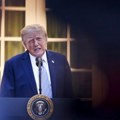 Tramp negirao da je Kini nudio da kupuje američko oružje, ali je rekao da je to možda dobra ideja