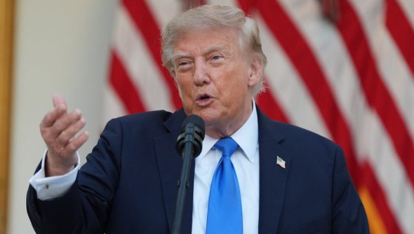 НОВИ ГЕОГРАФСКИ БИСЕРИ ТРАМПА: Објавио мапу на којој су Мексико, Канада и Гренланд приказани као део САД НОВИ ГЕОГРАФСКИ БИСЕРИ ТРАМПА: Објавио мапу на којој су Мексико, Канада и Гренланд приказани као део САД