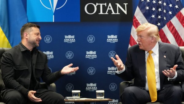 БРИТАНСКИ МЕДИЈИ ТВРДЕ: Трамп вршио притисак на Зеленског да обустави нападе на руске рафинерије БРИТАНСКИ МЕДИЈИ ТВРДЕ: Трамп вршио притисак на Зеленског да обустави нападе на руске рафинерије