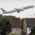 Tuča u avionu u Americi, nasilnika morali da vezuju selotejpom