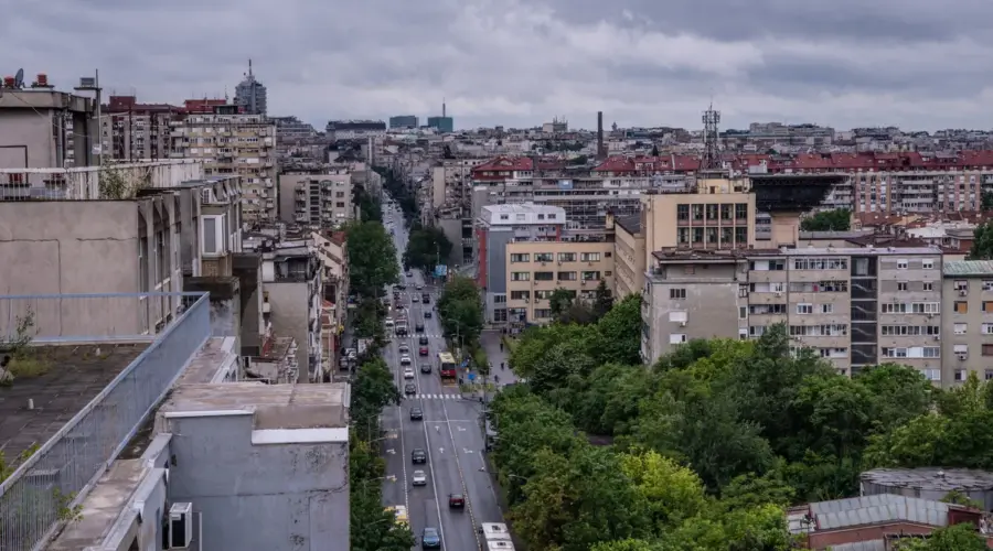 U Srbiji danas i dalje toplo, na severu zemlje promenljivo oblačno