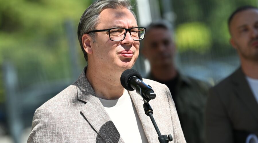 “U Srbiji mimo zakona prisluškivan sam samo ja”, Vučić: “To su radili i kad sam postao predsednik” (video)