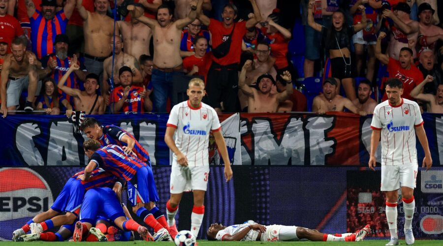 UEFA kaznila Zvezdu i Borac iz Banjaluke zbog transparenata posvećenih Mladiću