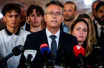 UHAPŠEN BIVŠI MAĐARSKI MINISTAR KULTURE: Sumnja se da je 47 miliona evra iz budžeta preusmerio u Orbanovu izbornu kampanju!