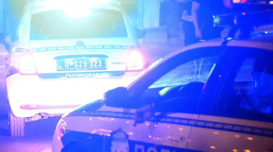 Učenica sa nožem došla u školu u Novom Sadu: Policija odmah reagovala, oglasila se škola