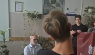Učenici Jovine završili razgovor sa Stojkovićem: “Vređao nas je i pitao da li smo ispunili dnevnicu za danas”