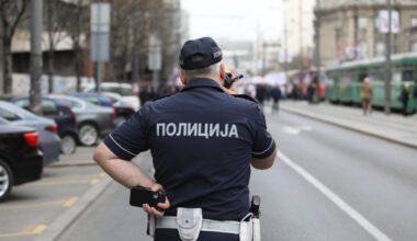 Užas kod BIG šoping centra: Automobil pokosio ženu, preminula na licu meta