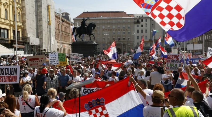 VERITAS UPUTIO APEL SVIM SRBIMA: „Ako putujete u Hrvatsku mogu vas uhapsiti zbog objava na društvenim mrežama“!