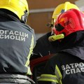 VIDEO Požar u stanu u Vuka Karadžića: Evakuisane 32 osobe, četvoro zbrinula Hitna pomoć