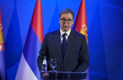 ZA POMILOVANJA NADLEŽAN, ZA ODGOVORE NIJE?! Vučić neće da saopšti imena 49 pomilovanih!