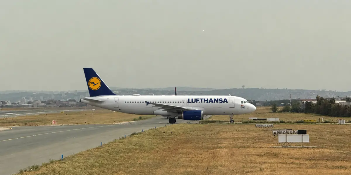 vatra-u-avionu-lufthanse:-avion-prinudno-sleteo-u-lion vatra-u-avionu-lufthanse:-avion-prinudno-sleteo-u-lion