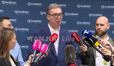 “Veoma loša i huškačka izjava” Vučić o skandaloznom istupu ministra odbrane BiH: “U trenucima histerije najvažnije je sačuvati mir” (video)