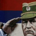 Više hiljada ljudi odalo počast generalu Ratku Mladiću na Trgu Krajine u Banjaluci