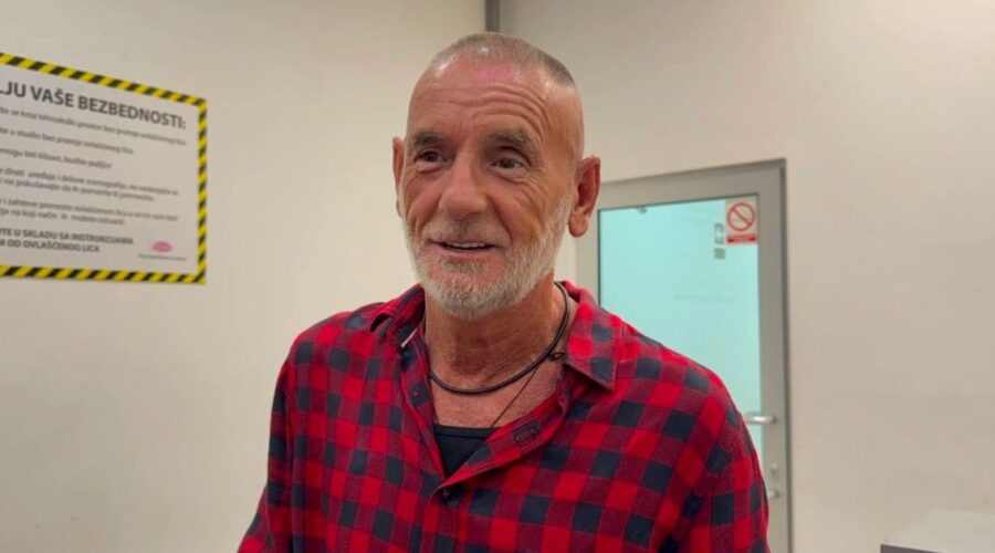 Volim i muškarce i žene!” Učesnik Elite 10 šokirao, Lepi Mića opleo po cimerima: “Bebi Dol ispada za 15 dana