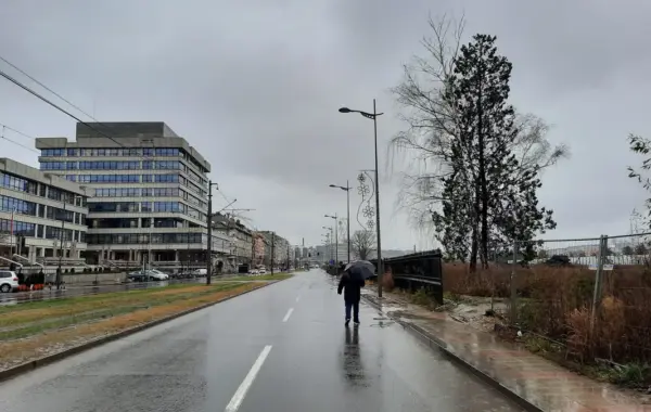 U Srbiji danas oblačno, ponegde slaba kiša, na planinama sneg