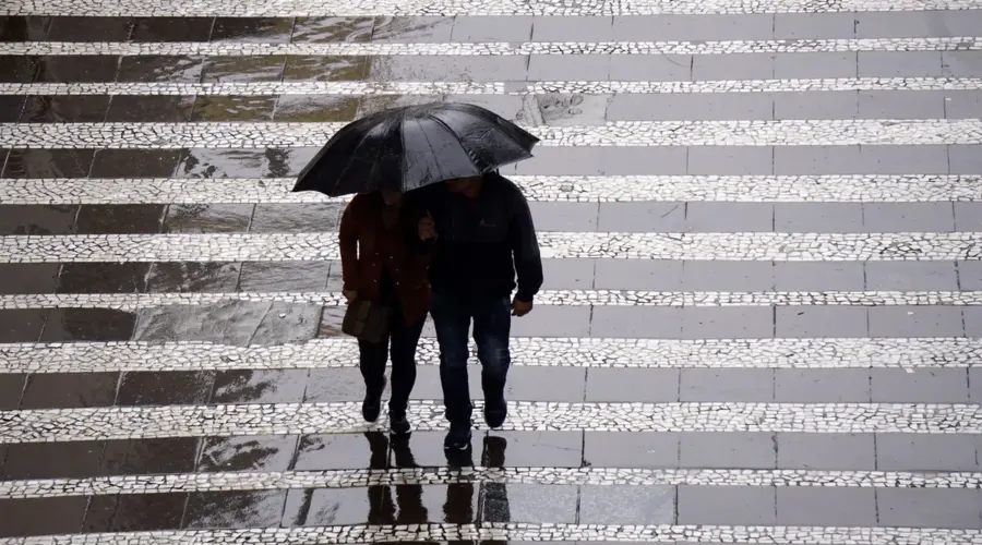 Vremenska prognoza za subotu, 19. septembar: Promenljivo oblačno i toplo, popodne sa kišom
