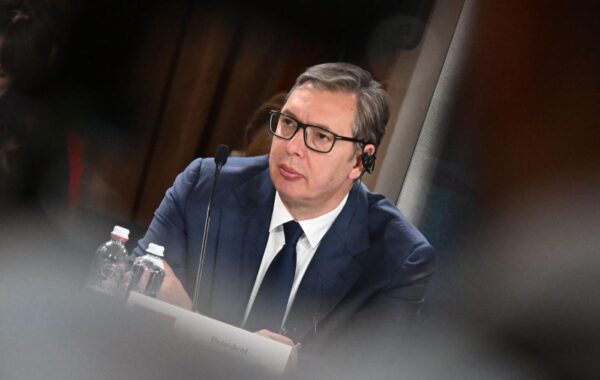 Vučić ponovo pozvao Srdanovića na TV debatu | Srpska dijaspora