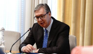 Vučić uoči podnošenja organizovao koktel u Predsedništvu, oprostio se od saradnika uz „A sad adio“ | Srpska dijaspora