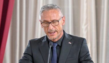 ZAHVALNOST ZA ŽRTVU I SLOBODU: Poziv srpskom narodu da dostojanstveno isprati generala Mladića