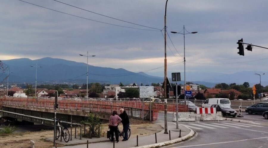 ZATVOREN STARI MOST: Počinje rekonstrukcija važne saobraćajnice u Kraljevu