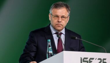 Zapad pokušava da Kijevu oprosti zločine