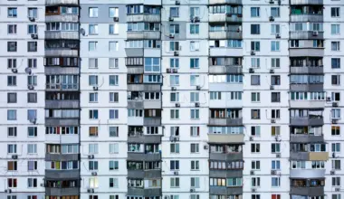 Žena u komšiluku – Naslovi.net