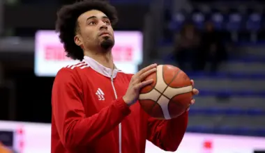 Zvezda izgubila u finalu, Olimpijakos najbolji na turniru na Kritu