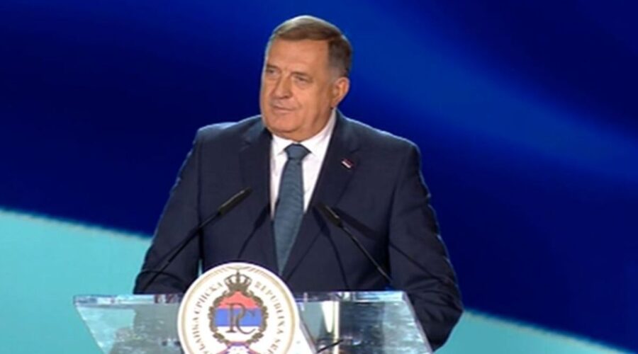 „DRINA NE RAZDVAJA, NEGO SPAJA“: Dodik poslao snažnu poruku sa obeležavanja Dana srpskog jedinstva u Banjaluci!