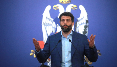 „GDE JE NOVAC I KOLIKO BEOGRAD DUGUJE?“:Od Šapića se traže odgovori o gradskim finansijama!