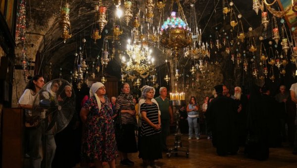 „ХРИШЋАНЕ ПОТИСКУЈУ ИЗ СТАРОГ ГРАДА“: Активиста из Јерусалима упозорава на осмишљену политику Израела „ХРИШЋАНЕ ПОТИСКУЈУ ИЗ СТАРОГ ГРАДА“: Активиста из Јерусалима упозорава на осмишљену политику Израела