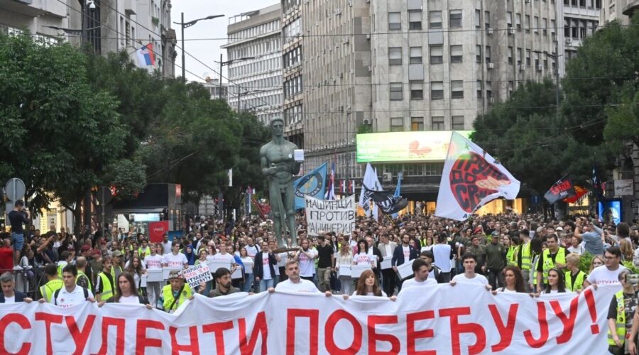 „JEFTINI POKUŠAJI ZASTRAŠIVANJA NEĆE PROĆI“: Inspektori bez naloga upali u magacin studenata!