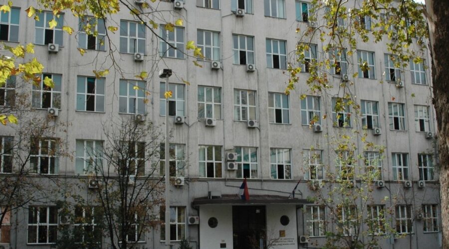 „KRAJ MAFIJE JE BLIŽI NEGO IKAD“: Studenti medicine tvrde da su lekari na Onkologiji bili primorani da potpišu za SNS!