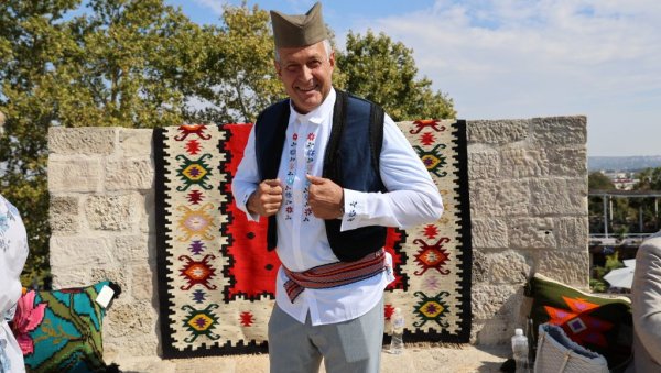 „КУЛТУРНО НАСЛЕЂЕ У КАДРОВИМА ТВРЂАВЕ“ Традиција Србије као савремени туристички доживљај (ФОТО)