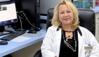 „NEĆU DOZVOLITI DA SE OVAJ ŽIVOT UGASI“: Profesorka iz Novog Pazara spasila život francuskoj turistkinji koja se umalo utopila u Ulcinju!