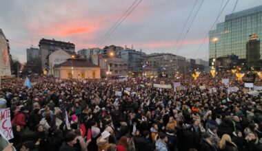 „Ova kampanja je svetlo u odnosu na tamu kojoj živimo“: Članovi akademske zajednice o opoziciji i izborima