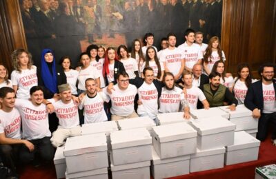 „SRBIJA ILI MAFIJA“: Studenti od danas širom zemlje predstavljaju program u 11 tačaka za oporavak društva i institucija!