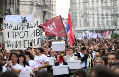 SRPSKI STUDENTSKI POKRET STIGAO I DO HARVARDA: Međunarodna tribina o Srbiji pred izbore – glavna tema budućnost demokratije!