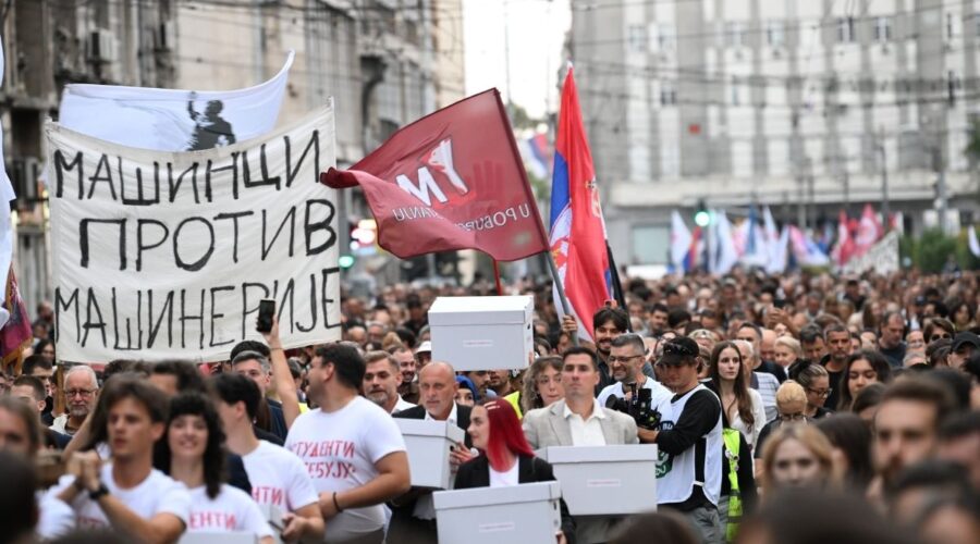 „SRBIJA SE OPREDELILA, ZNAMO TAČAN DATUM POBEDE“: Studenti i građani zajedno predali potpise RIK-u! (VIDEO)
