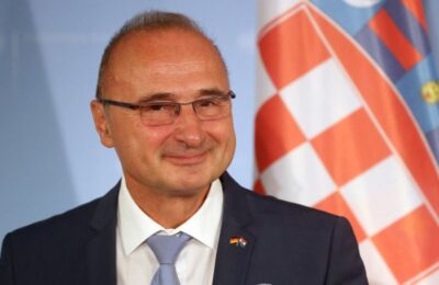 VELIKI SKANDAL Hrvatski šef diplomatije u sred Podgorice udario na Crnu Goru, poniženja se nastavljaju
