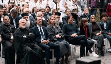 OBNOVLJEN I OSVEĆEN JEDINI SRPSKI MANASTIR U NEMAČKOJ! Vladika Georgije služio liturgiju, princ Filip poručio da svetinja čuva korene naroda!